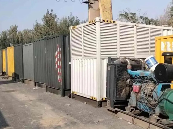 黄南200KW柴油发电机机组每小时油耗是多少?